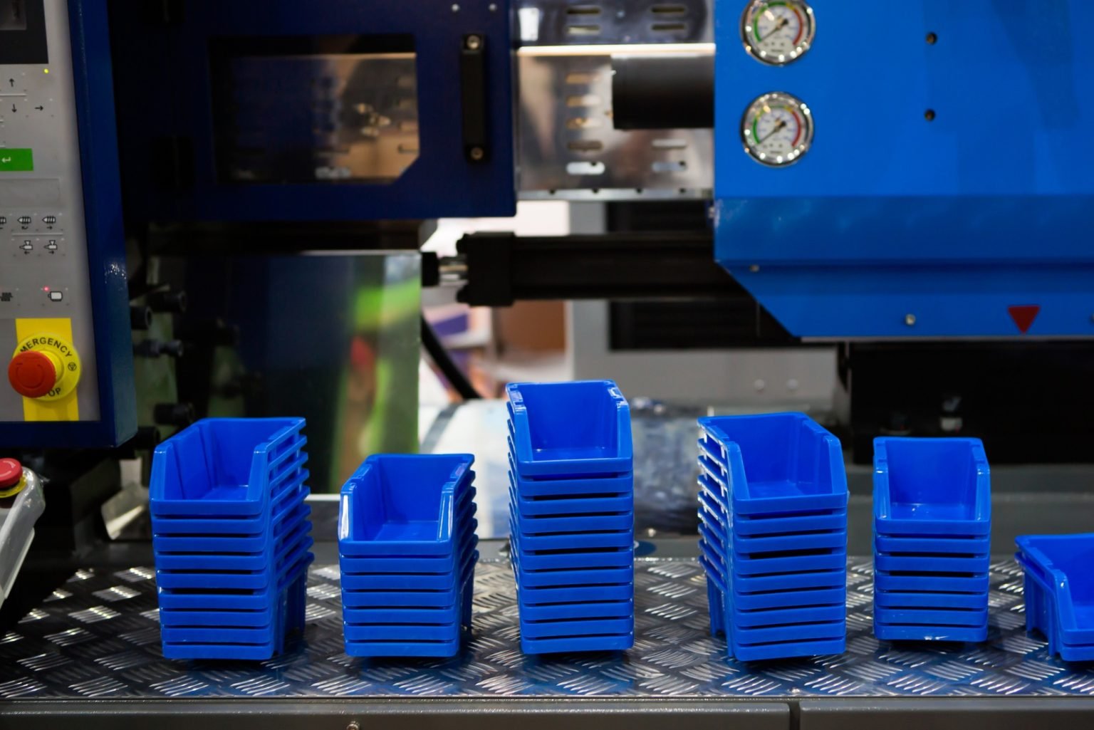 Custom Injection Molding for Superior Automotive