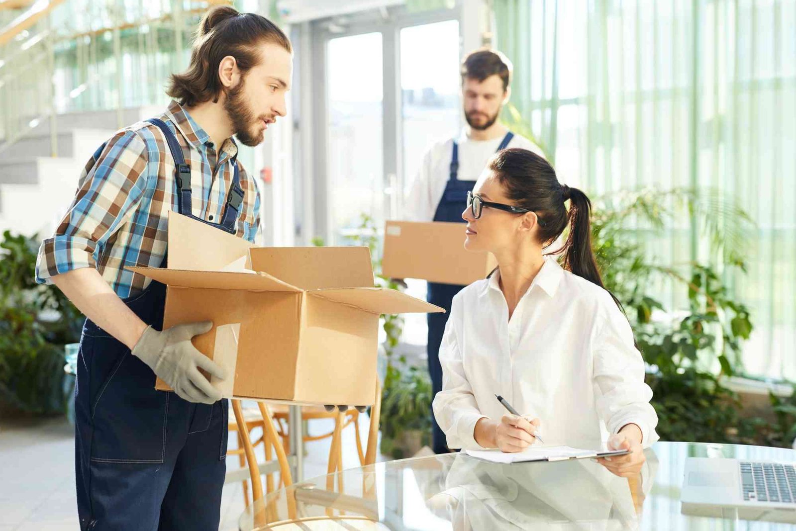 How to Choose the Right Office Mover in Dubai