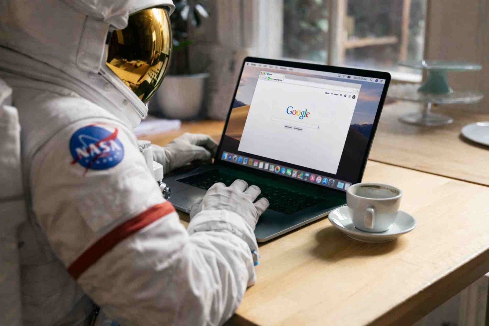 Best Keyword Research Tools for Startups targeting topics that can bring more organic visitors in 2026